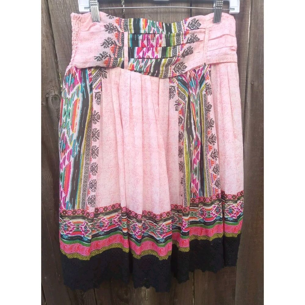 Mix Nouveau Skirt  Spanish Flair Crocheted Hemline Size‎ L